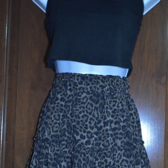 Gab & Kate Leopard Print Ruffle Mini Skirt L High Waist Flowy Boho Trendy - Picture 11 of 11